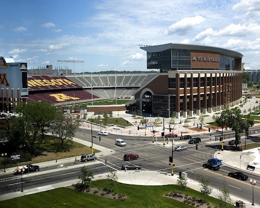 302bigjake606's tweet photo. After a great conversation with Coach Fleck I am blessed to receive an offer from the University of Minnesota #brotherhood🏈 #rowtheboat @KYFUTURESTARS @Captain__Mike @coachEFerg12 @BCLionsFootball @ClaytonMc64 @KYFUTURESTARS @GopherFootball @Coach_Fleck https://t.co/LYiTDsjw0P