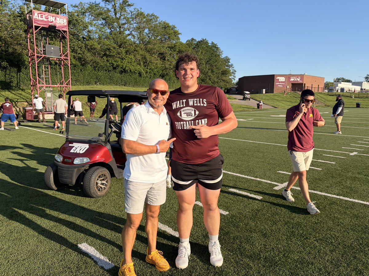 302bigjake606's tweet photo. After a great conversation with Coach Fleck I am blessed to receive an offer from the University of Minnesota #brotherhood🏈 #rowtheboat @KYFUTURESTARS @Captain__Mike @coachEFerg12 @BCLionsFootball @ClaytonMc64 @KYFUTURESTARS @GopherFootball @Coach_Fleck https://t.co/LYiTDsjw0P