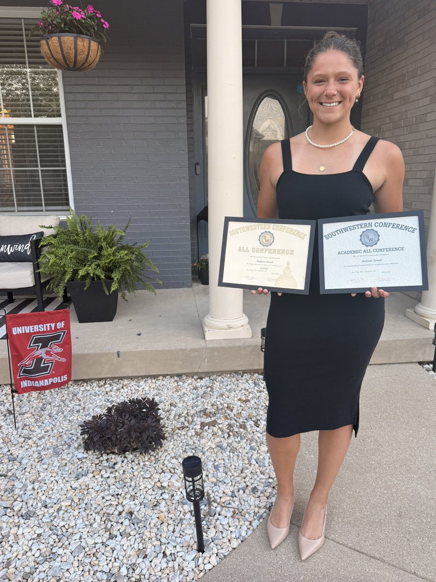 MaksStraub2027's tweet photo. I am honored to receive all conference and academic all-conference awards tonight at our banquet. I am grateful to my teammates and coaches for making this season so great!  
@EHS_Softball_ @MidMagic2027 https://t.co/WraWcJginn