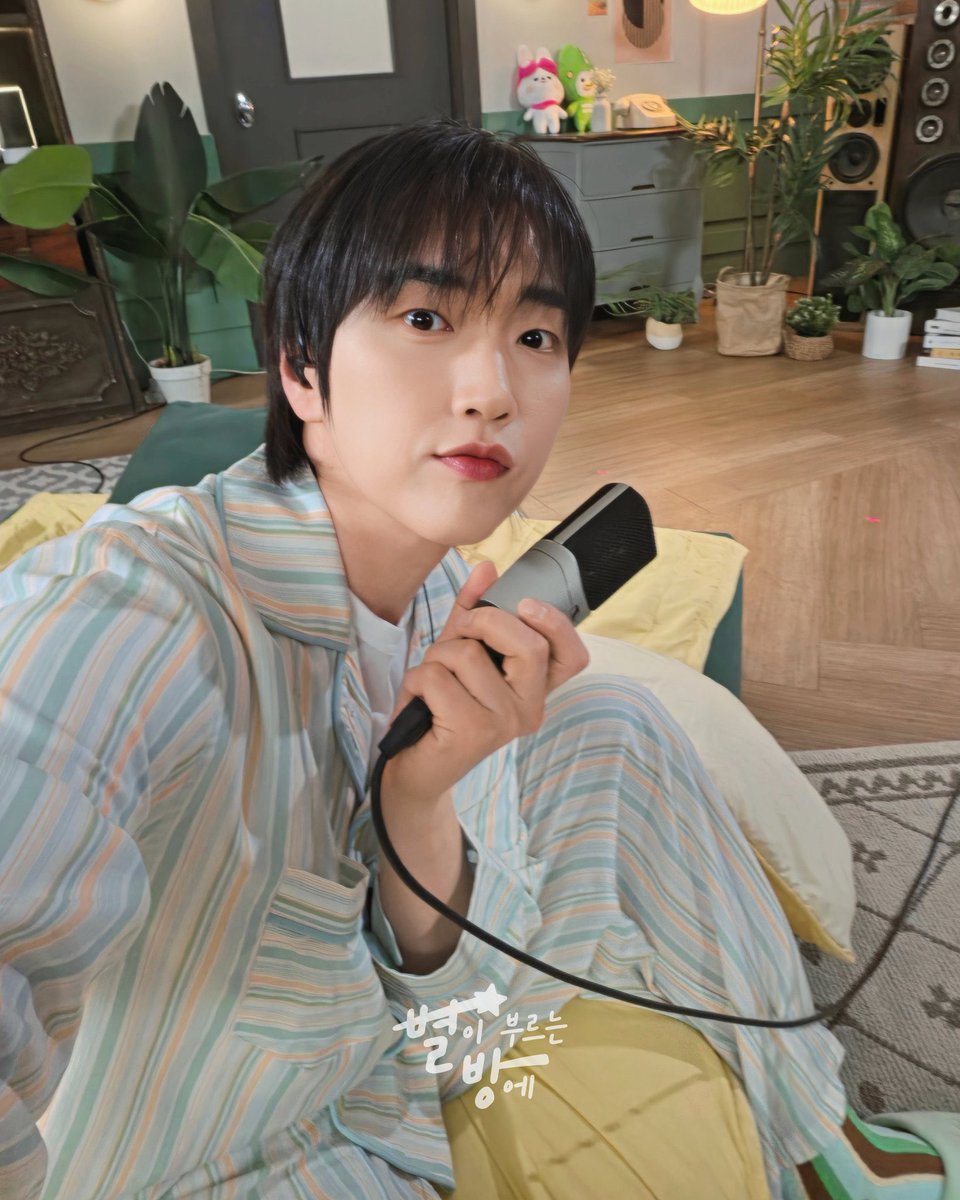 fallforcnu's tweet photo. 🫶🩷 https://t.co/IDZbINYsKg
