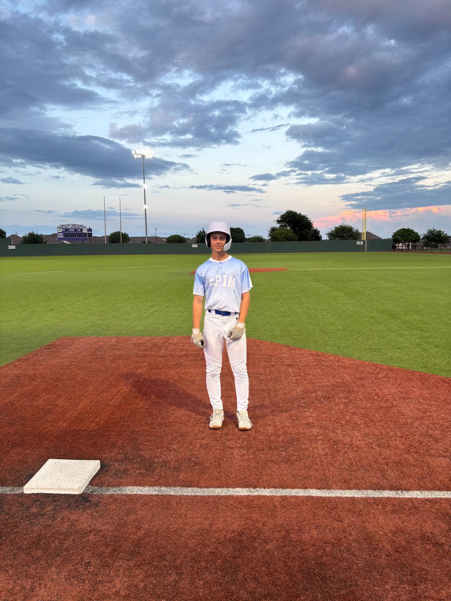 FiveToolTexas's tweet photo. F: @dspinbaseball 16U National Lopez 4, TBA Rangers 16U Jenx 4
PoG: @Matthew22finley 2-4, 2B, RBI | 5 IP, 7K, 1 ER https://t.co/9XfRJSiugK