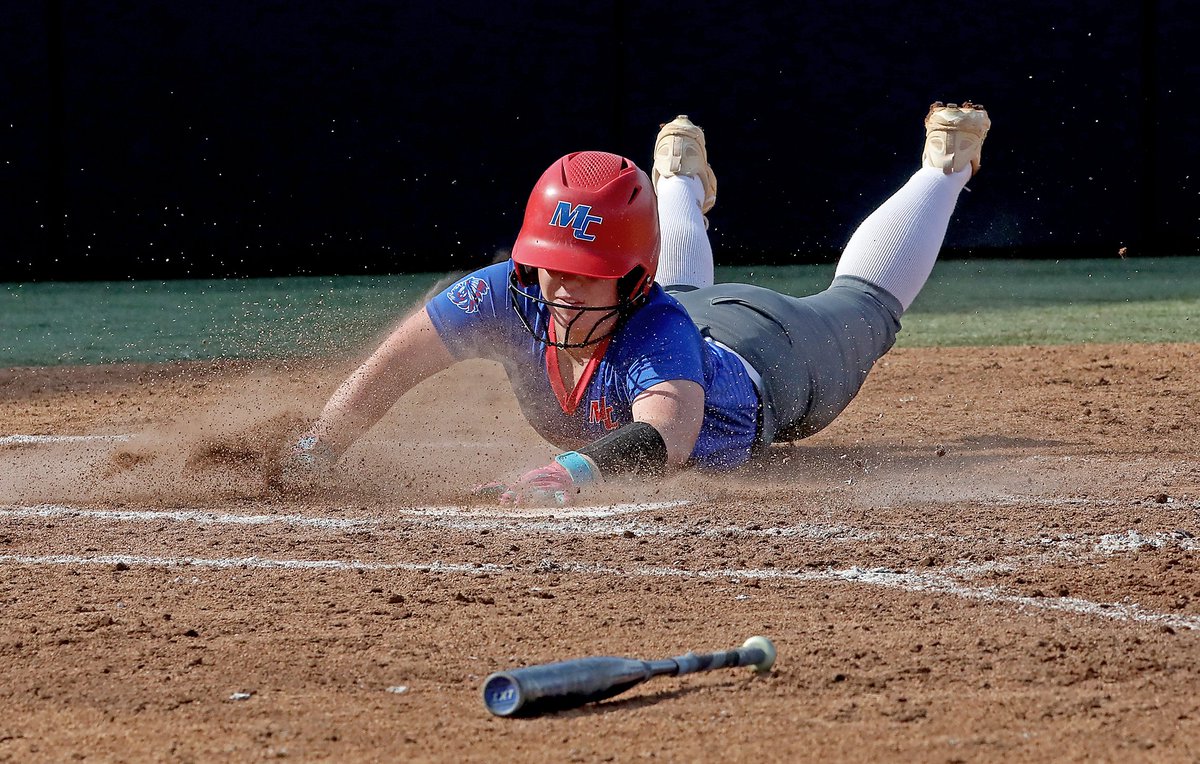 RichmondRsports's tweet photo. STATE SOFTBALL
FIRST ROUND
Final from Lex ...
Madison Central 7, Lawrence County 1

Reille Parks - 4-for-4, 2B, R, RBI
Devan Stewart - 2-for-4, R, RBI
Luciana Robinson - 2-for-4, 2B, 2 RBI
Kate Drury - CGW , 14 Ks; 2-for-4

Lady Indians (27-8) play again Saturday https://t.co/bHODihRwNu