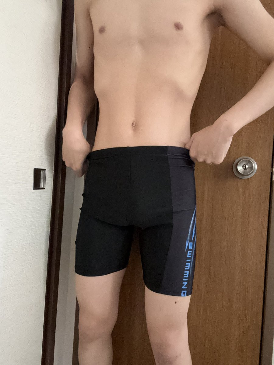 Atd4M's tweet photo. 水着好きです。

#ゲイ　#大学生ゲイ　#ピチピチ https://t.co/YOZUWsMoTL