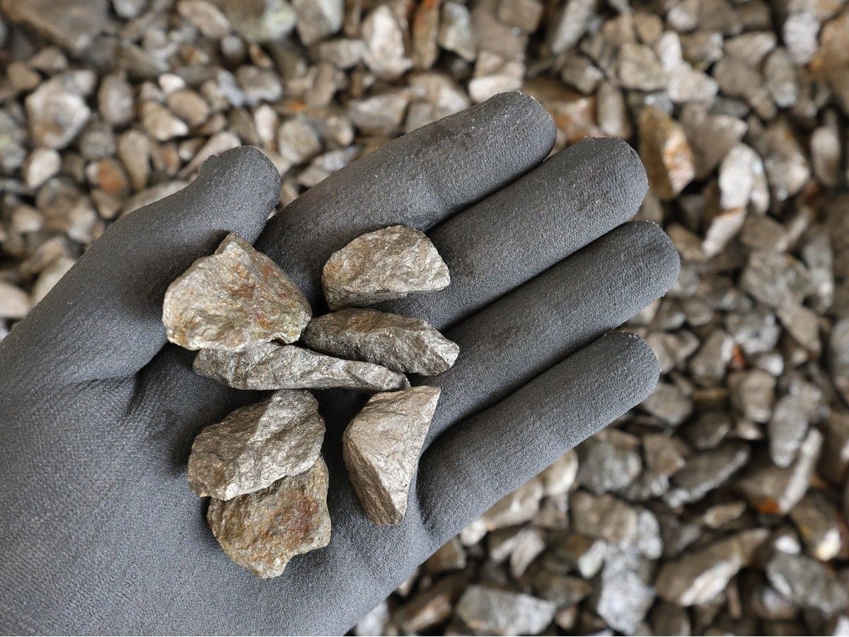 VancouverSun's tweet photo. Vaughn Palmer: NDP limits mineral exploration even as it promotes B.C. mining https://t.co/RoJDOnsbIA https://t.co/kz9wn0rui9