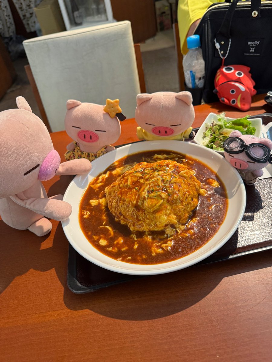 lisakiryuu's tweet photo. ランチ 🐽🐽🐽🐽

#ぶたた https://t.co/ErfwjY43Cu