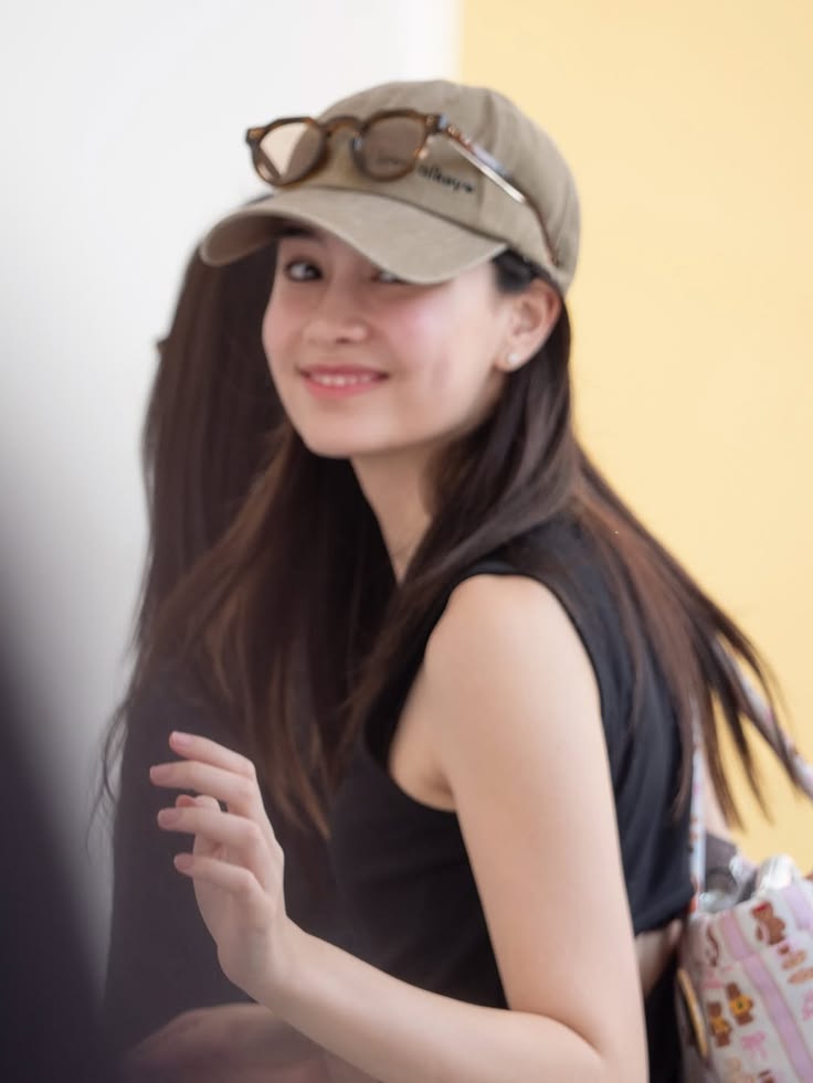 afterthehaze's tweet photo. Good morning, Jayna. May your day be as bright and lovely as the smile you share with everyone. Hope today treats you gently and gives you every reason to be happy.💛

#aangelinaass https://t.co/0B92NadLBd