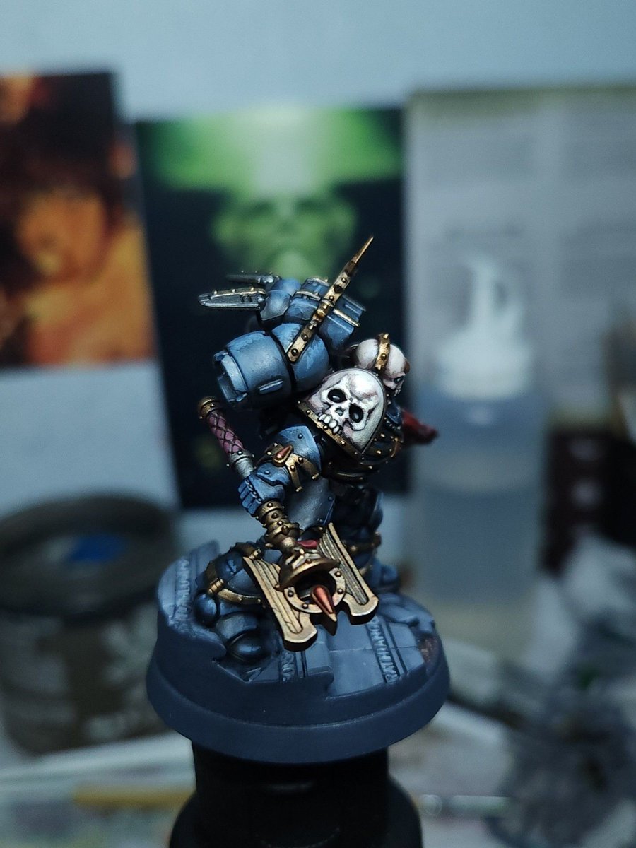Paints_by_jacob's tweet photo. I got some good news:
I got some money from birthday coming up and should be getting unemployment benefits finally. So I won't be begging on here anymore.
Hooray! Rejoice!
So have one of my favourite models I've painted.
#bloodangels #warhammer #tabletop #NEW40K #thearmypainter https://t.co/IJBl1CessU