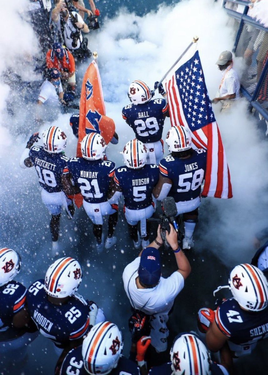 TreyBush2028's tweet photo. #AGTG Blessed to receive another offer from Auburn University 🦅

@ChadSimmons_ @RustyMansell_ 
@DbCoachJulian @RecruitGeorgia @TomLoy247 @adamgorney https://t.co/zUkPA4Jiau