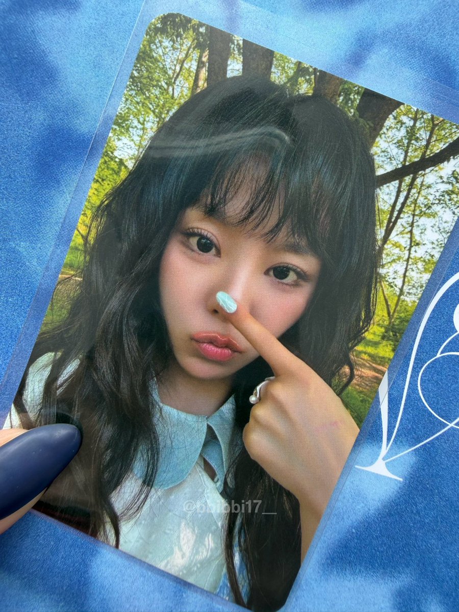 bbibbi17__'s tweet photo. 휘인이 ㅈㄴ기여워…….. https://t.co/RPDog89J1z