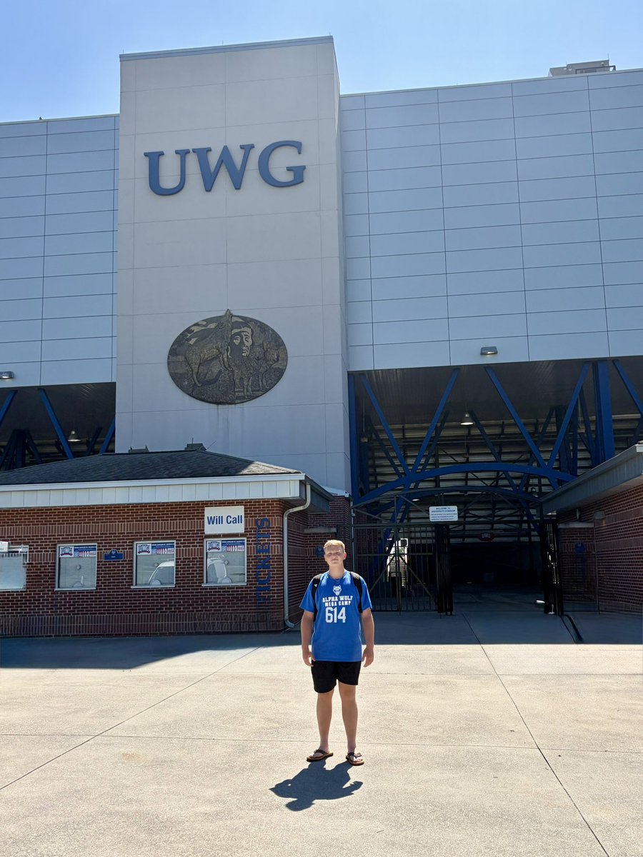 EvanMadden08's tweet photo. Great camp at  @UWGFootball this morning. Charted well and appreciate the opportunity to visit such a phenomenal facility. Thank you @coachschodowski for inviting me. 
#RubioFamliy | #ToeTheLine #PalmettoSnappingAcademy
@TheChrisRubio @coachajcovan 
@dfhsfootball @RecruitDF_ 
@Coach_MThompson @GP_Recruiting