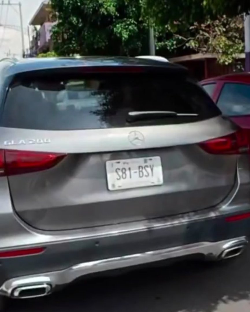 AccionCivilMX's tweet photo. 🤬‼️
¿Lo conoces a este loco? Este simio se bajó a golpear violentamente a un ciclista en Tlalpan y periférico.
Dejemos que internet haga su magia.
Denúncialo a la @SSC_CDMX
https://t.co/ZcgicRZsQ2 https://t.co/crE5bPdbjL