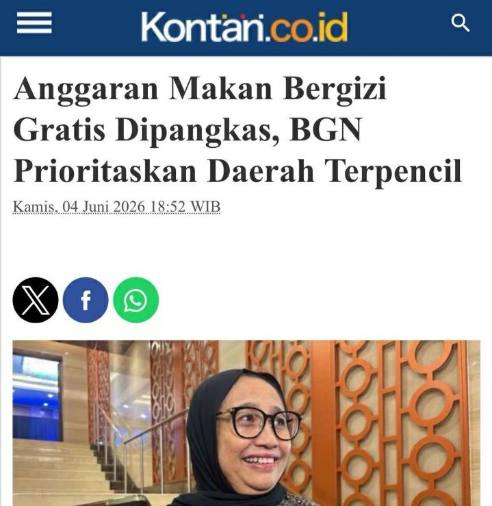 ade206's tweet photo. Naniek bicara seperti itu . . Percaya ? @prabowo 
Rekam jejak Naniek.
Bawa ratna Sarumpaet  ketemu Prabowo . Buat cerita bohong wajah Ratna Sarumpaet bengkak.
GEGER
Masih ingat kan 😀.
Sekali berbohong pada Pimpinan nya . Pasti akan terus diulang .
Sudah habitnya.
Paham 😂 https://t.co/e0Aabv05sj