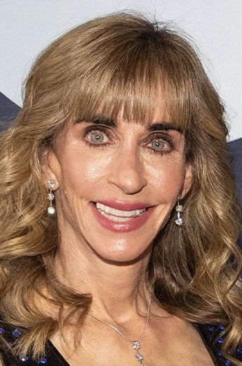 BeaverProgram's tweet photo. @SaltyGoat17 FYI this is what MAGA women actually look like https://t.co/3vTxhzAejL