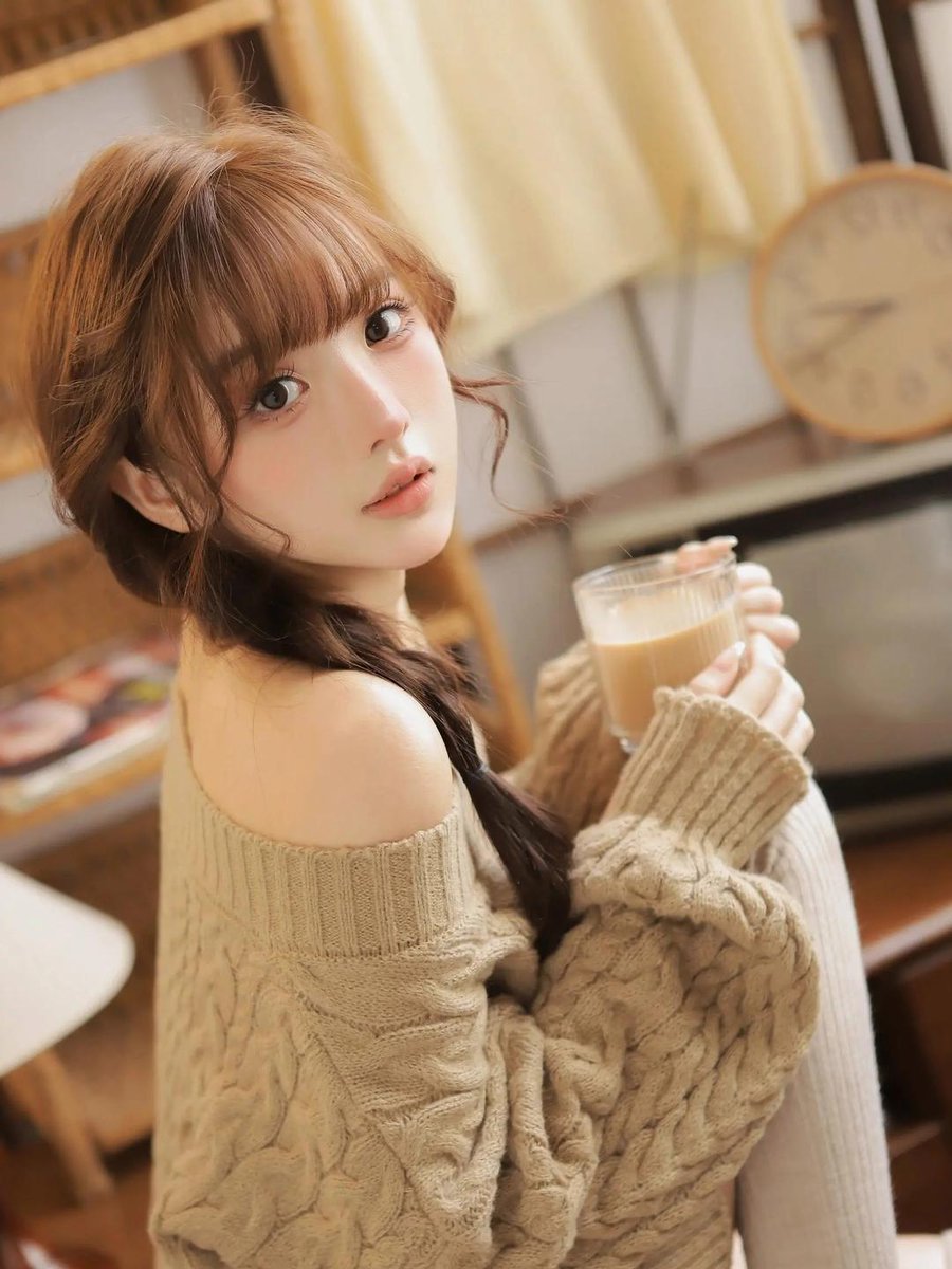 cra33e's tweet photo. Just had my favorite warm tea on a rainy afternoon, suddenly felt all the small joys in life ， https://t.co/4B6kQK3lBd