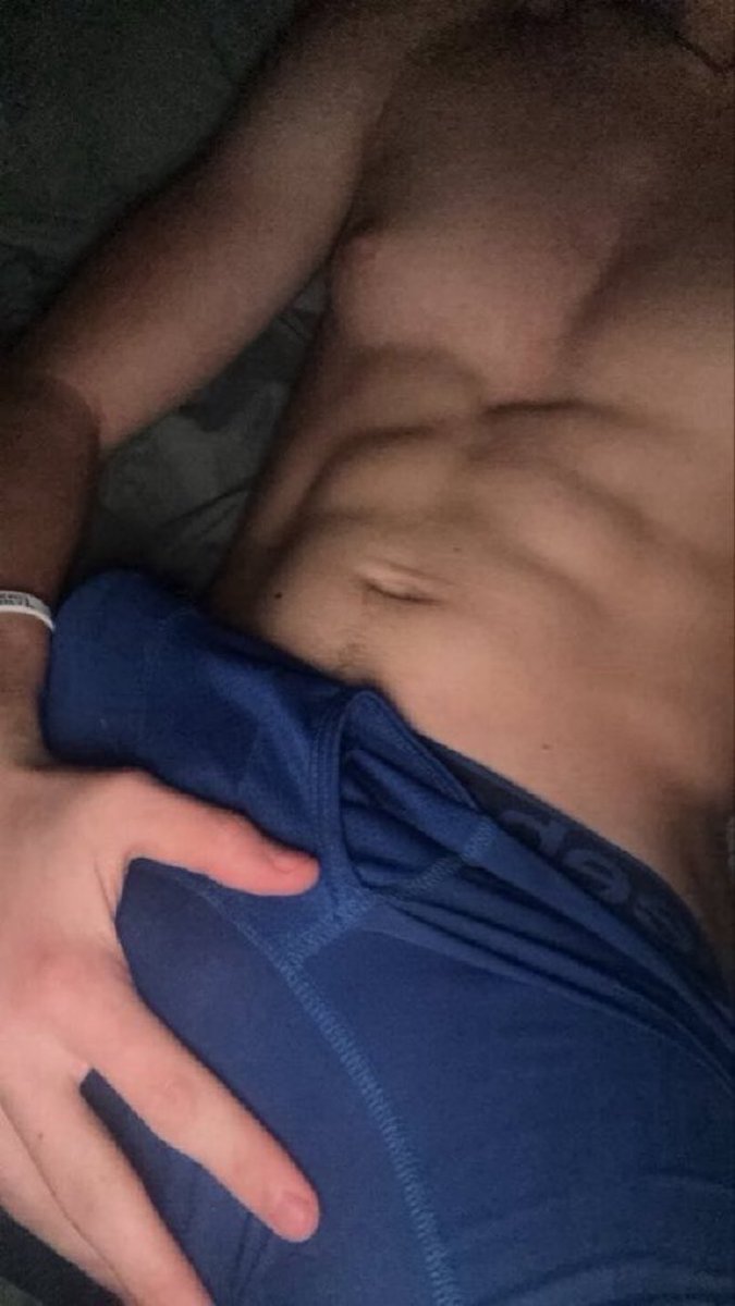 FrkyFlub's tweet photo. Like to see underneath it #horny #BWC #nsfwtwtًً https://t.co/tFQ4zXIYgf