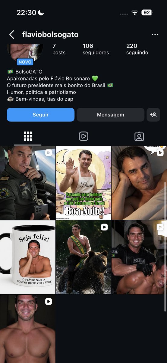 BitDeasCoin's tweet photo. Sim, o @CarlosBolsonaro criou a pagina do Flavio Rachadinha, BolsoMaster pagando de gostoso kkkkkkkkkk o desespero 
no video fica visível o fisico de peixe boi do bandido https://t.co/Tyeas14Psd