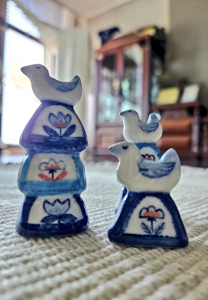 Bakery00's tweet photo. 결국 구워진 골무 일층이층 삼층탑ㅋ https://t.co/IPd1vzEZ6I