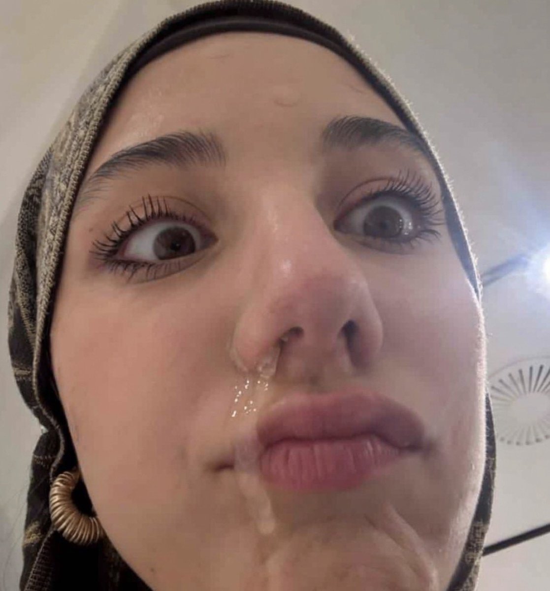 PakiP9's tweet photo. Cuck wanted his hoejabi gf with great tits posted on here https://t.co/zxnz0eBRWJ