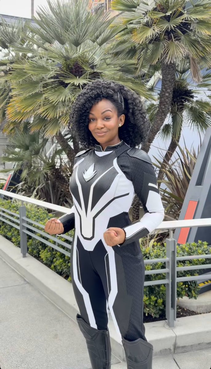 SkywalkerBrian's tweet photo. 5-years of heroic encounters, epic battles, and unforgettable @Marvel memories. Here’s a thread of some of your favorites heroes, at the #Avengers Campus at DCA today!!

- Thor &amp; Jane Foster/Black Widow &amp; Red Guardian/Monica Rambeau/Scarlet Witch #MarvelStudios #Disneyland https://t.co/y9UNX9oc4r