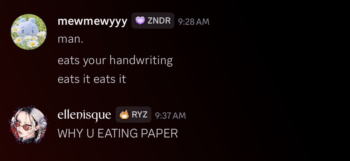 ellenisque's tweet photo. why is mewy eating paper? https://t.co/5pXqZTyZ6K