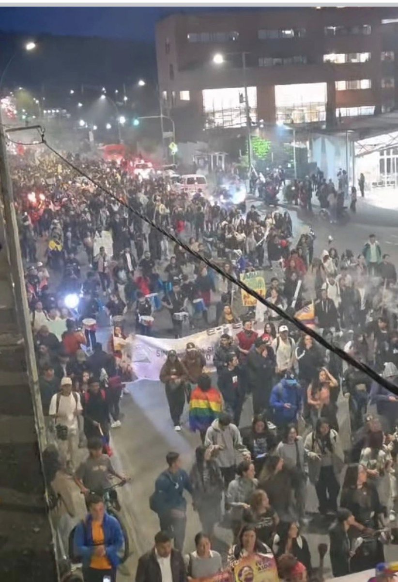 Leopianista's tweet photo. Pasto nunca falla #MeLaJuegoPorLaVida https://t.co/4LJbZ3kbsk
