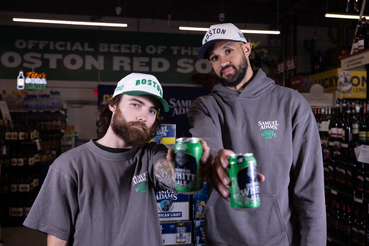 CavemanCauseway's tweet photo. Got to work with Derrick White and Samuel Adam’s Few Weeks Back
To Promote
“Derrick White Ale”
@SamuelAdamsBeer
Also had a chug race and took the W
Thanks @Dwhite921 and @SamuelAdamsBeer
#boston #dwhite #mass #cheers #fyp https://t.co/8DTx5qzynu