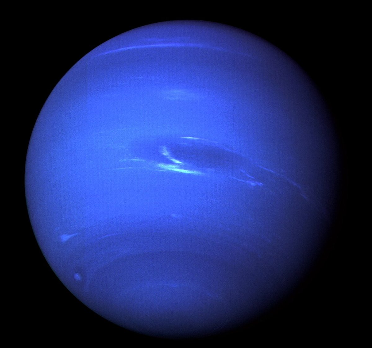 db_witch's tweet photo. why does Neptune need all that water to themselves, we should invade them https://t.co/ccI0P53K1o