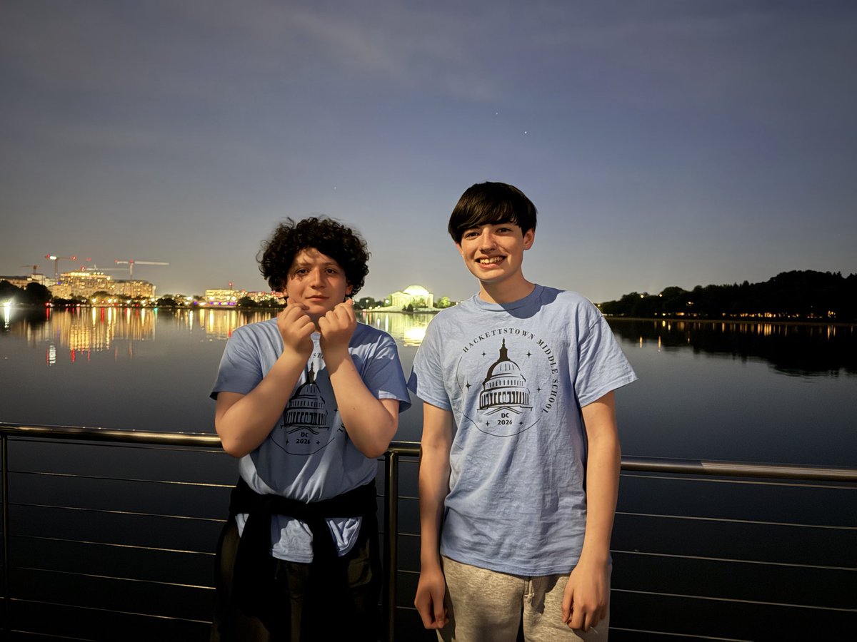 HackMSTigers's tweet photo. The Martin Luther King Jr. Memorial (and a lovely view of the Jefferson Memorial from it!) https://t.co/R2kKWDrX5u