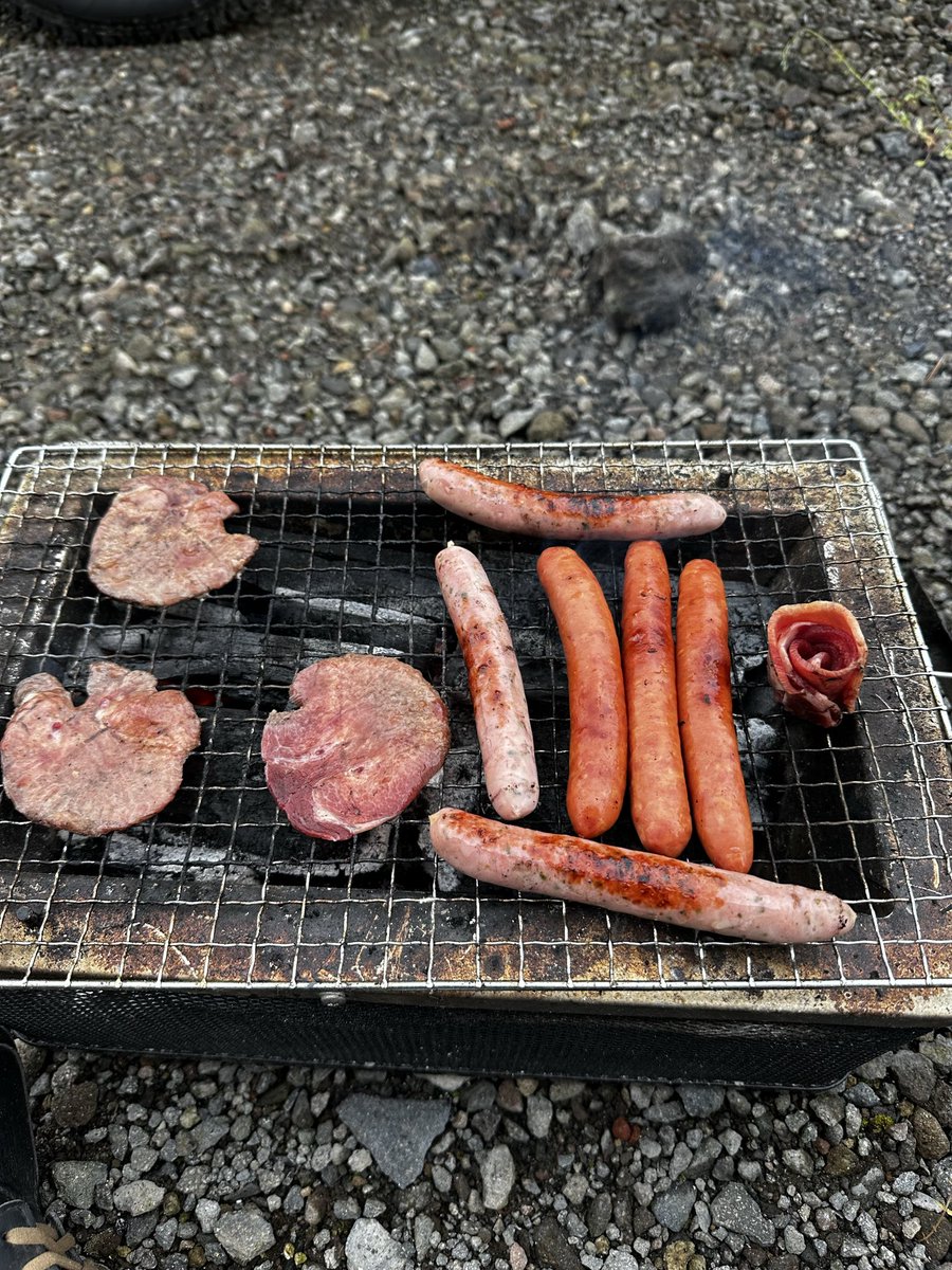 Meriel_Rosetta's tweet photo. そういや昨日誕プレで貰った肉焼いた
ありがとうございました！！ https://t.co/g9niDKJuw9