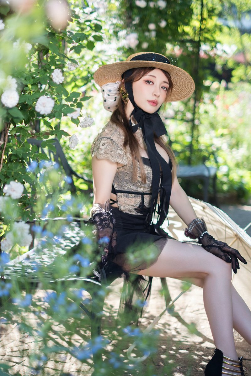 sugazy38's tweet photo. 『Every Rose Has It’s Thorn』
@BimageTokyo 
#photography #portrait #バラ https://t.co/ywxUd10Guf