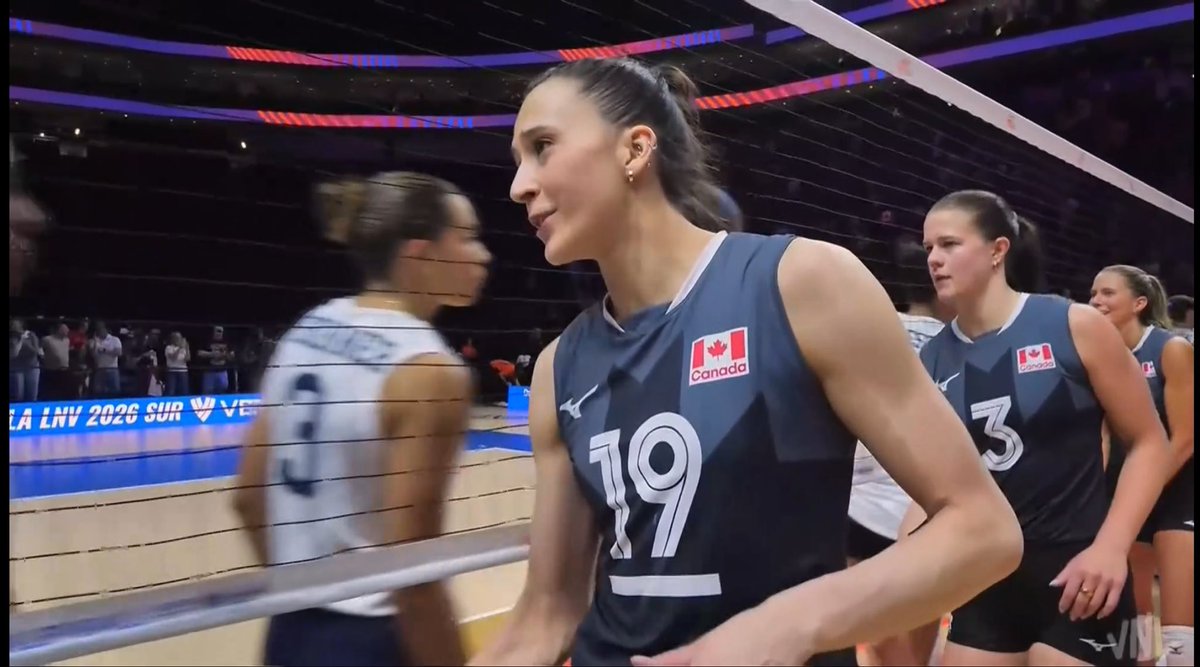plsdontserveme's tweet photo. @AvidVolley EMILY MAGLIO SUPREMACY 🇨🇦 https://t.co/J0Gg0dhX6s