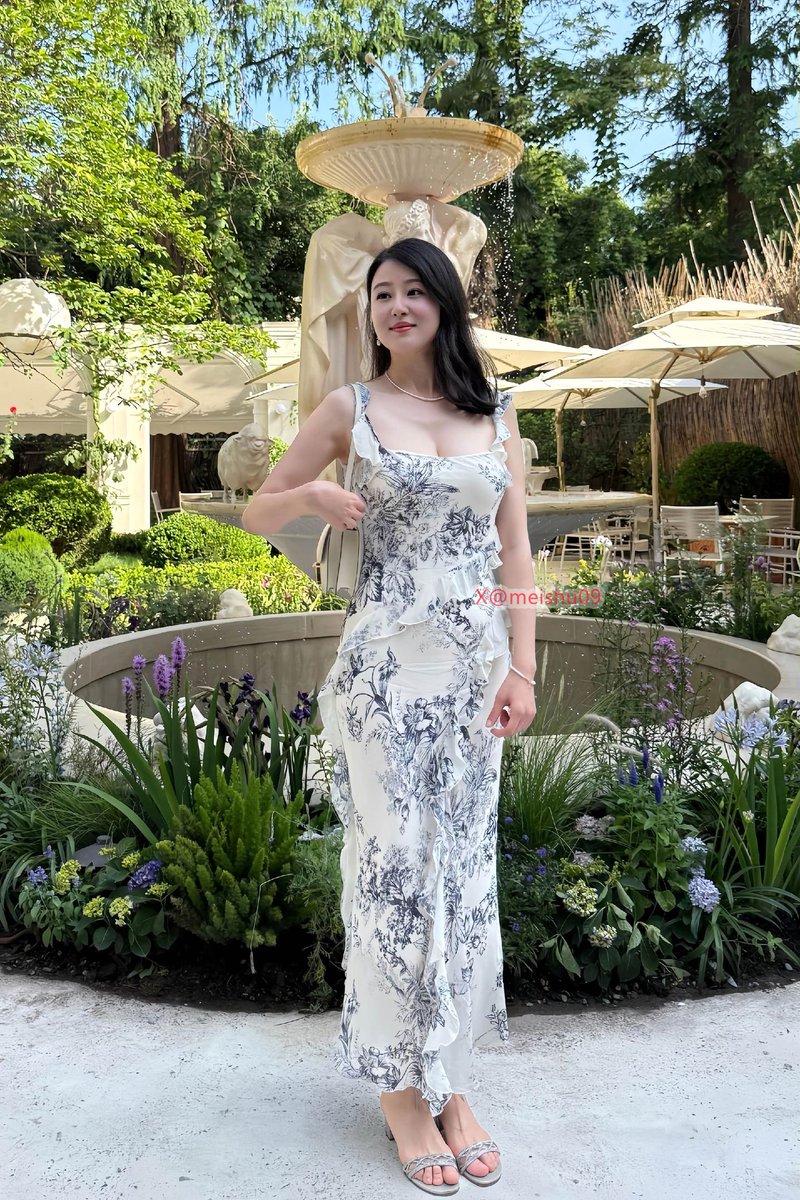 meishu09's tweet photo. 良家少妇既视感 https://t.co/dJ9RBdujBp