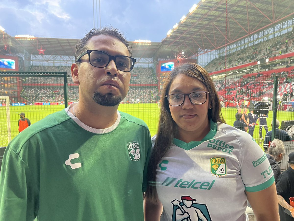clubleonfc's tweet photo. TODOS CON MÉXICO 🇲🇽 

Víctor y Luisa fueron los ganadores de la promo y esta noche estarán apoyando a @miseleccionmx. 💚

¡Qué disfruten la experiencia, Fieras! 🦁 https://t.co/VbZcUweU4s