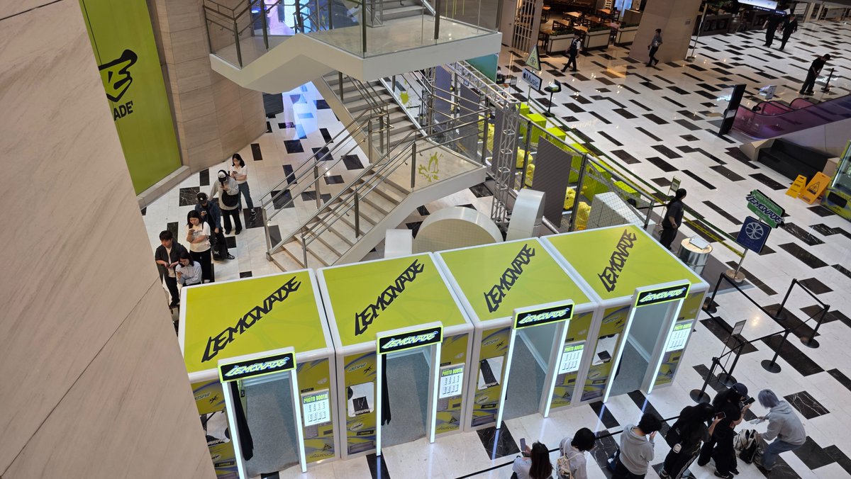 umessageu's tweet photo. 에스파 aespa 여의도 ifc몰 레모네이드 LEMONADE https://t.co/lOUnTBiQqX