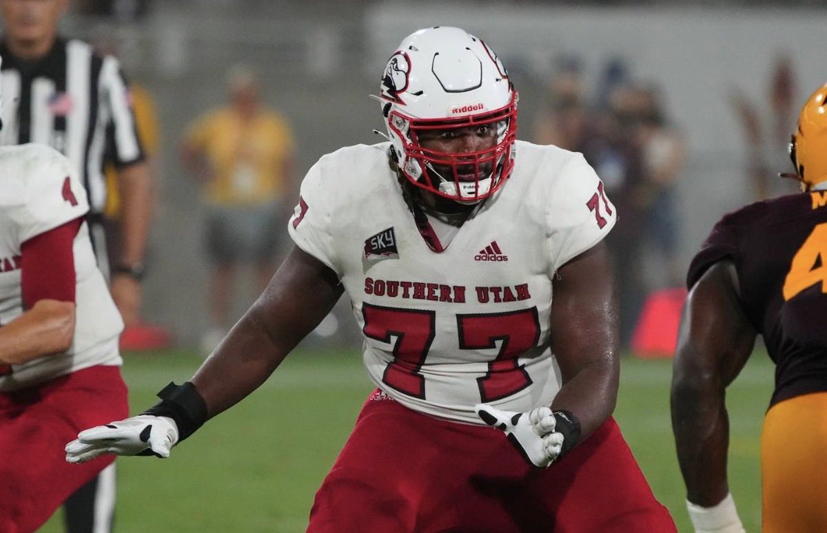 ShaneReiersgaar's tweet photo. After a great camp and talk with @delanefitz, @Coachrhud, and @CoachFahey54 I’m blessed to receive an offer from Southern Utah University!! @jason247scout @rudycar12 @RonTBAOL @CoachMMartinez @azc_obert @FootballBrophy @BrophyAthletics @BrophyStrength @PrepRedzoneAZ @therealbeadle @BJMedia1 @KodaMartin78 @BrandonHuffman