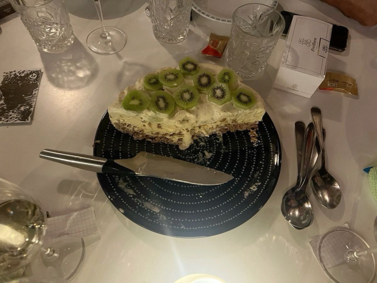 plumdrafts's tweet photo. a glance into a wonderful time in june. we’ve all gathered at one of the most magical places on earth to celebrate luciel’s special day and had the best time. it’s beautiful to see all come together to celebrate such a beautiful soul :’( you are so loved, ciel. #TheGardenGather https://t.co/05LiSpwVvh