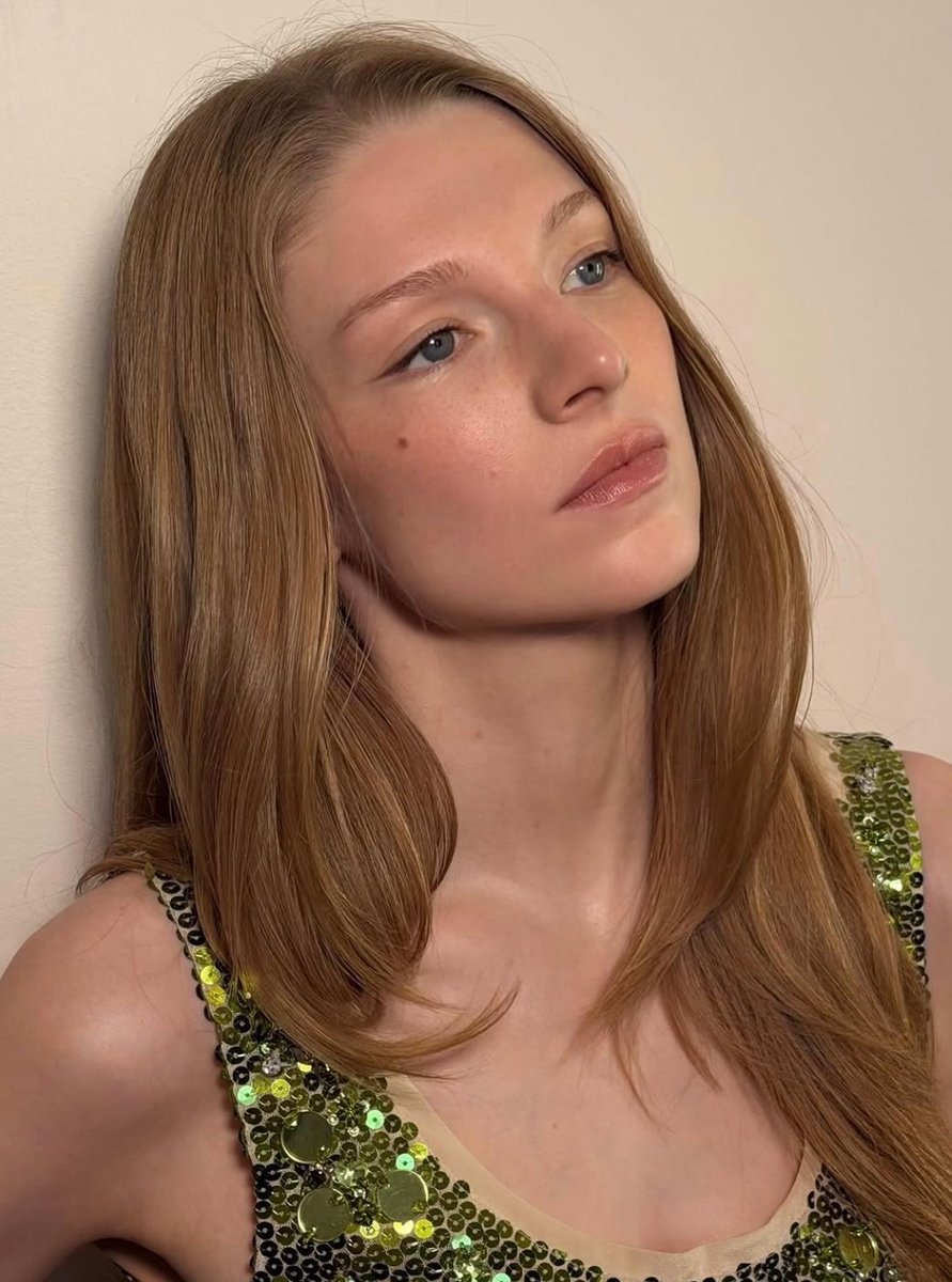 INFO Hunter Schafer BR tweet media