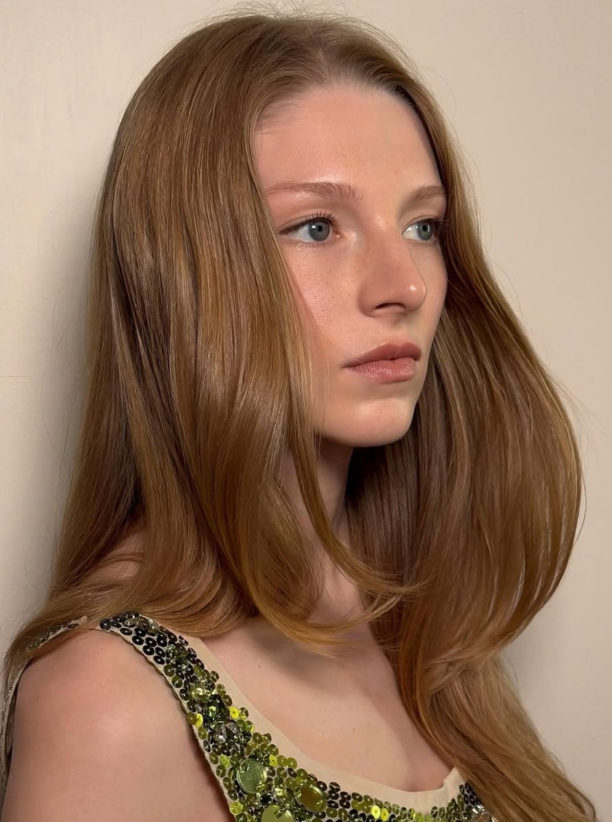 INFO Hunter Schafer BR tweet media