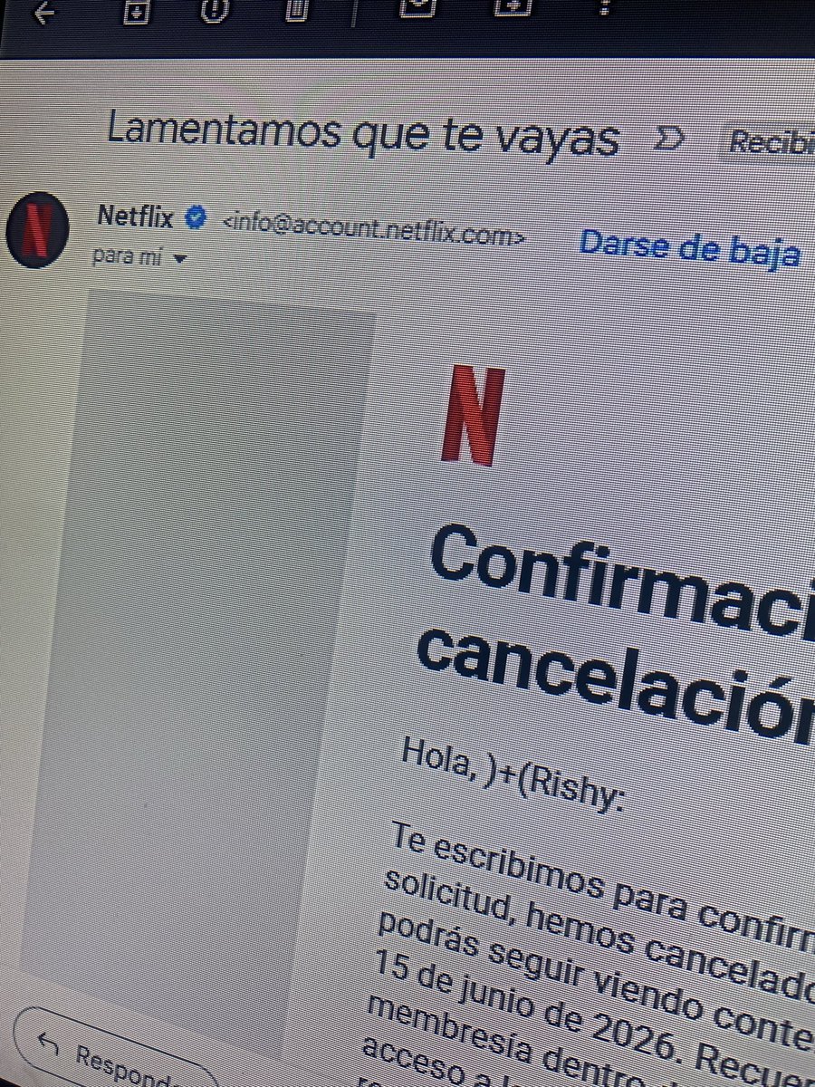 XRishy's tweet photo. #MichaelJackson is innocent #Netflix .l.

#trending #viral 

Yo ya renuncie a netflix!!!

Quien mas !!?? https://t.co/zRLJn3hbNR