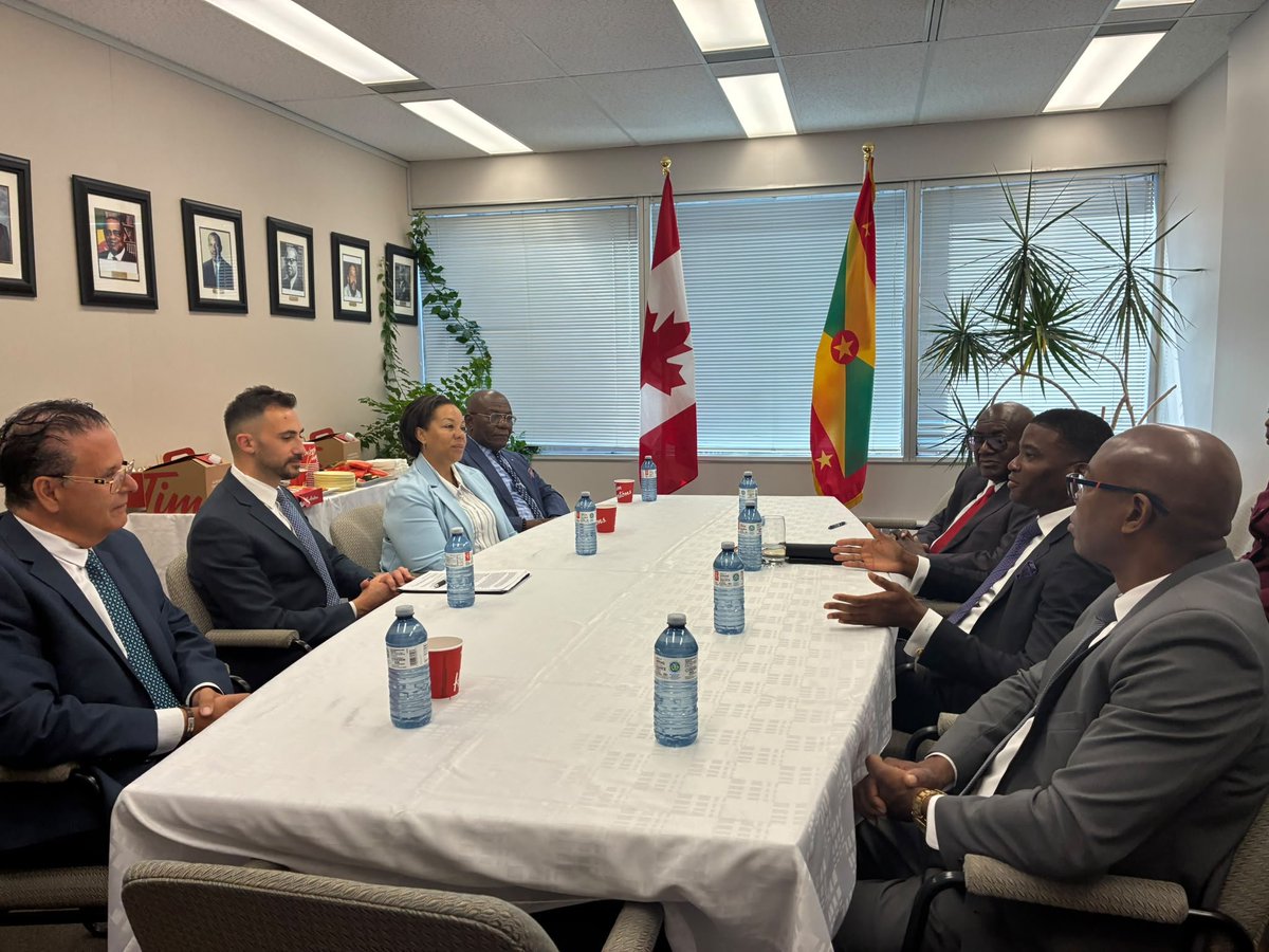 davidsmithmpp's tweet photo. It was a pleasure to meet with Prime Minister Dickon Mitchell of Grenada and discuss opportunities to strengthen bilateral ties between Ontario and Grenada.

We had a thoughtful conversation about trade, energy and economic development. https://t.co/PZeKPWYLov