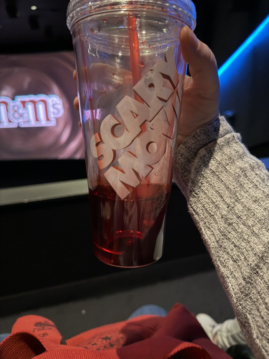 SamxNicole's tweet photo. I really love this cup. https://t.co/IY6PtzbNrC