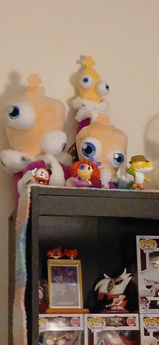 CandyPandaGamer's tweet photo. So me, my brother and all three Kingers went to see the Last Act in theaters as a late birthday gift, I got to say, it was amazing! The visuals and voice acting was incredible! One sentence for all of this: It brought tears into our eyes and was worth every penny. https://t.co/aOLmdFL6wF