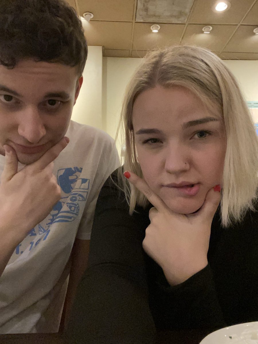 spideyshel's tweet photo. happy four years to my everything, here’s to a lifetime more 🤍✨ https://t.co/7OqD2zejg4