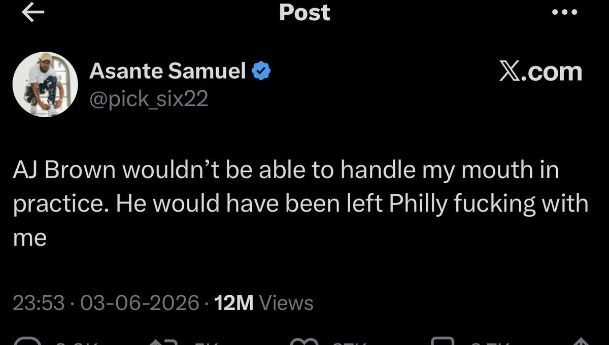 Clemszn1's tweet photo. Is he telling us something? #NFL https://t.co/fqcrrIAMZL