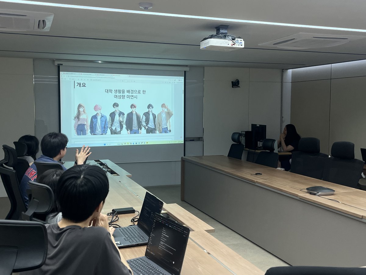 Verse_Eight's tweet photo. 🎮 Visit to CIEN, Chung-Ang University's Game Development Club

Despite being in the middle of exam season, the student developers showcased a variety of games created in just 1-2 days.

The projects demonstrated an impressive level of creativity and execution that was hard to believe given the short development timeframe.

One project that particularly stood out was The Crow Mask, which was built in approximately 1.5 days using custom-made art assets and Verse8.

We're excited to see even more amazing projects built with Verse8 in the future. 🚀