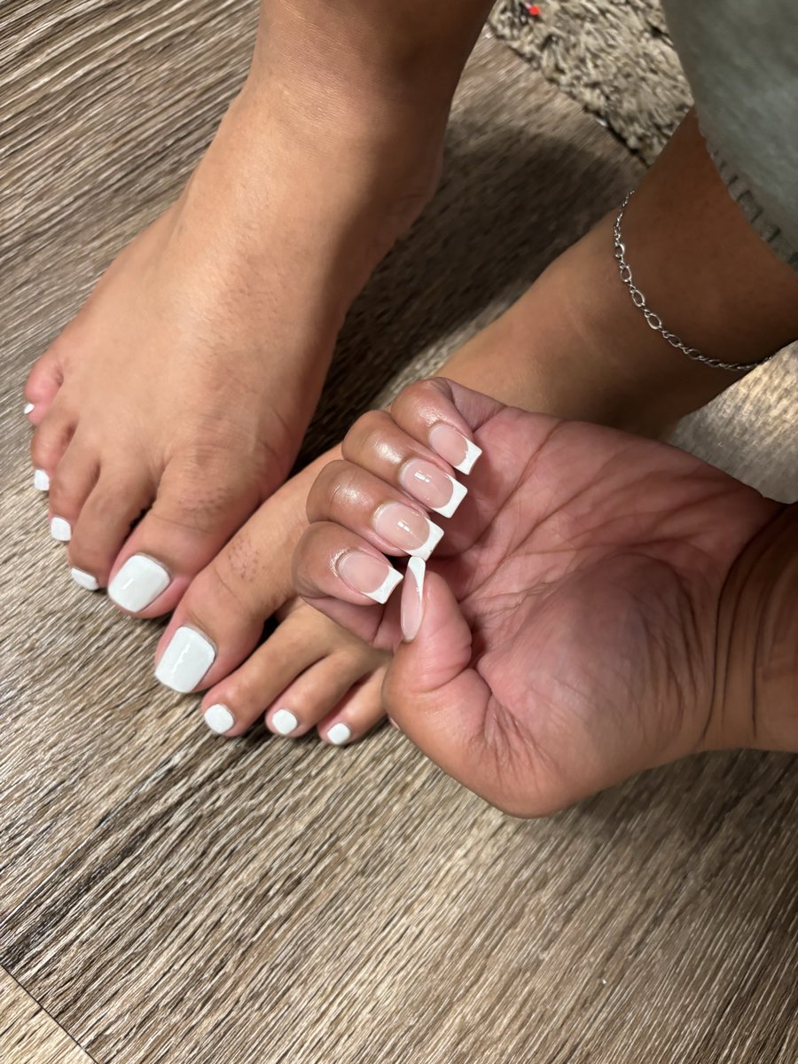 Perfectpediquee's tweet photo. #Whitetoes for the hoes 
#Frenchtip all pretty and shit https://t.co/l9owBF8BYU
