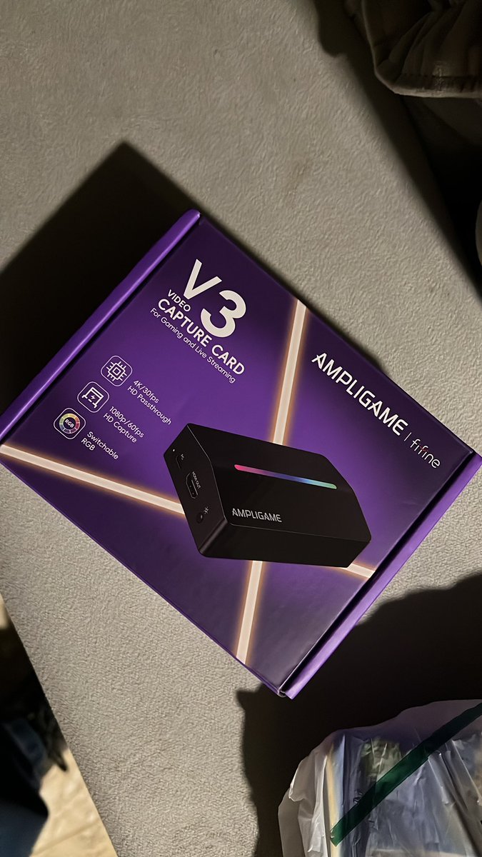 Samysanlive's tweet photo. Chegou a minha ultima compra pro setup por um tempo
A placa de captura agora estou prontissima pra fazer live de wolverine e gta 6 https://t.co/rwe382VKSJ