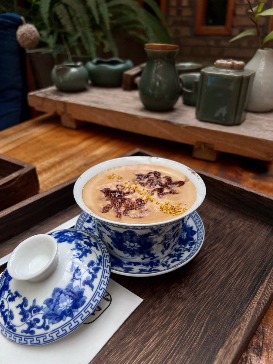 Macyoncam's tweet photo. Hey, just grabbed coffee at that new shop downtown – anyone else obsessed with their lavender latte Let’s swap midday study/work hang spots! https://t.co/sREasNdX1m