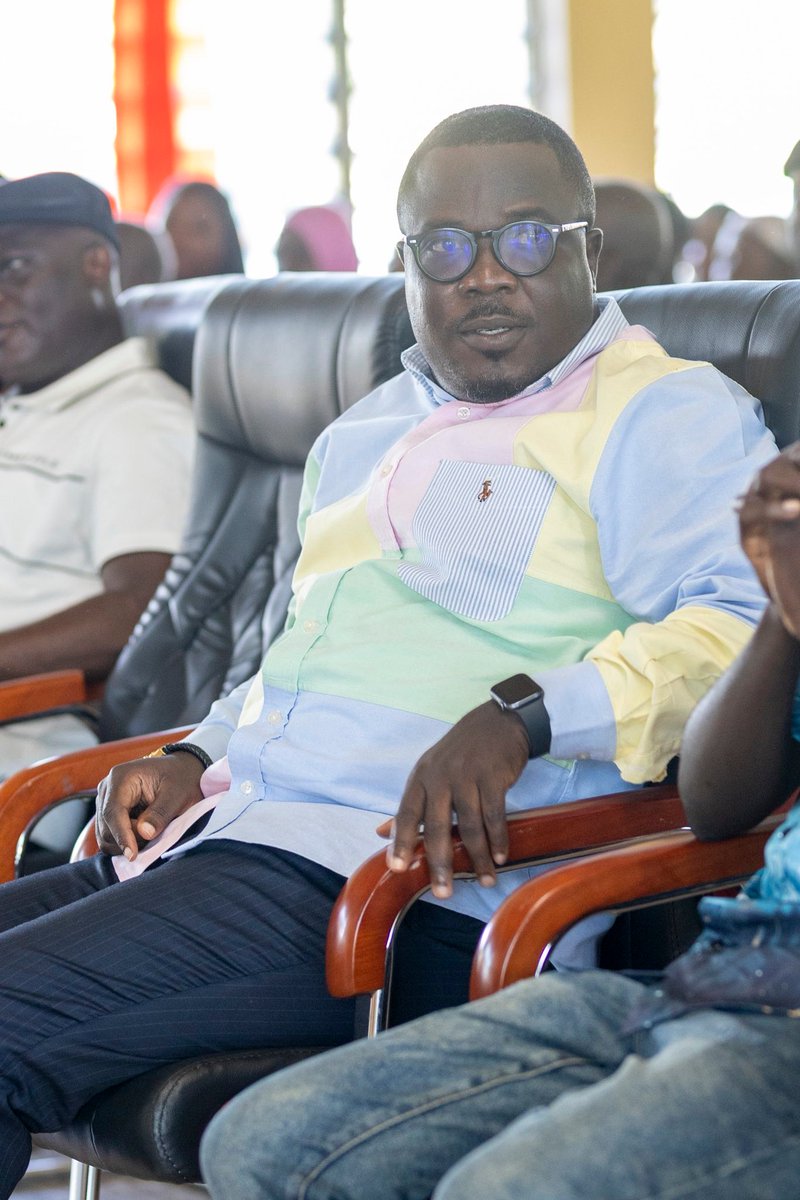 bonorcc's tweet photo. Hon. Joseph Addae Akwaboa joined NDC leaders, traditional authorities, students, and residents at Banda Ahenkro to commemorate the 47th anniversary of the June 4th Uprising.
#June4 #June4Uprising #BandaAhenkro #BonoRegion #Education #GhanaHistory #JerryJohnRawlings #Ghana🇬🇭 https://t.co/0wx9JQLfsn