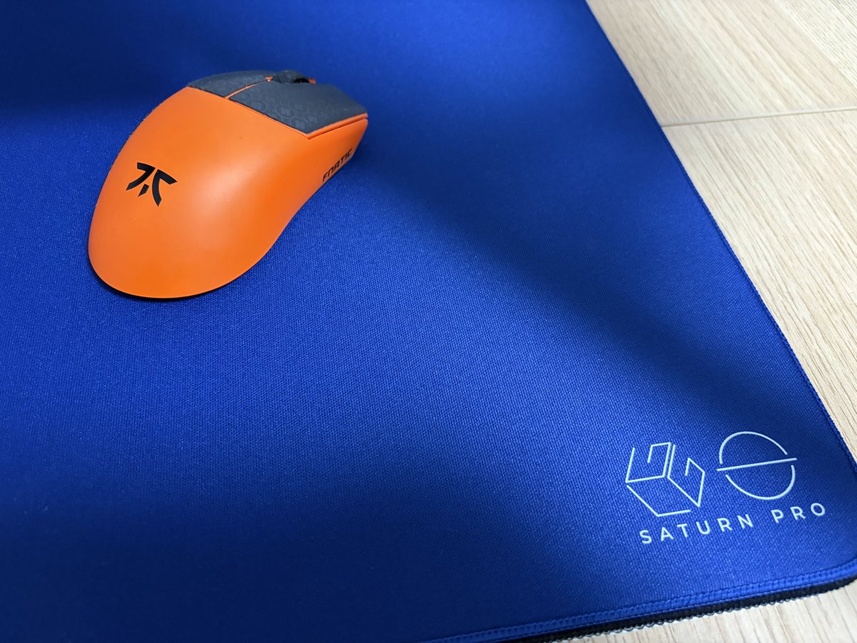 Cookieux's tweet photo. 今は貴重なLGGロゴのSaturn Proのblue soft買っちゃった、使用感ほとんど感じないからめっちゃ綺麗でラッキー🥴 https://t.co/1EluB4fKzg